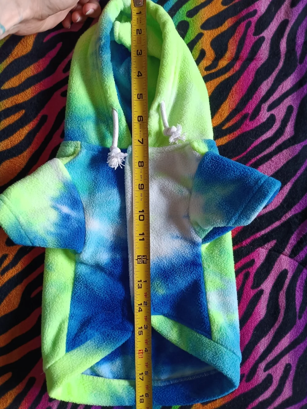 💙💚 Tie Dye Neon Dog Hoodie Sweater Button Up Faux Fleece Small Blue Green